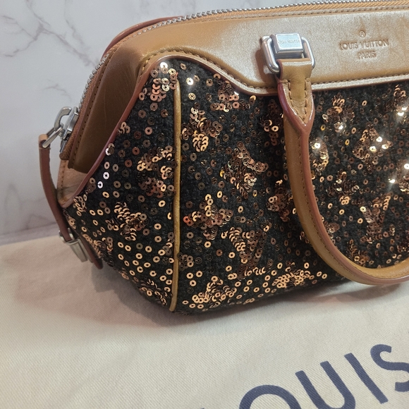 ✨️SOLD✨️ Louis Vuitton Sunshine Express Sequin Top Handle Bag - Picture 4 of 13